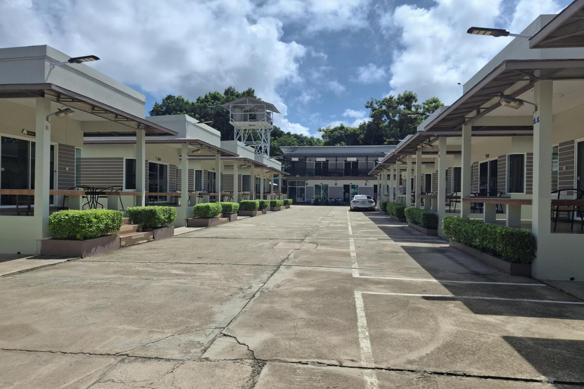 Pleai Ta Lea Resort Chao Lao Beach Exterior foto
